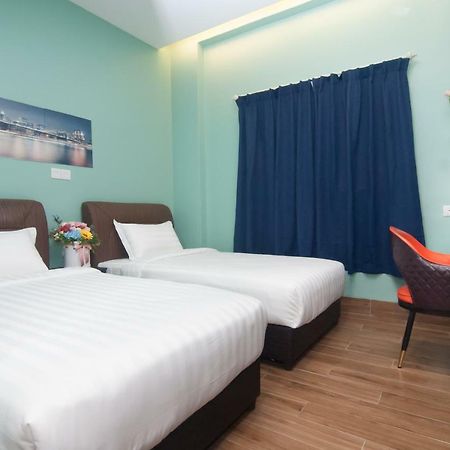 Good 9 Hotel - Bukit Dahlia Johor Bahru Dış mekan fotoğraf