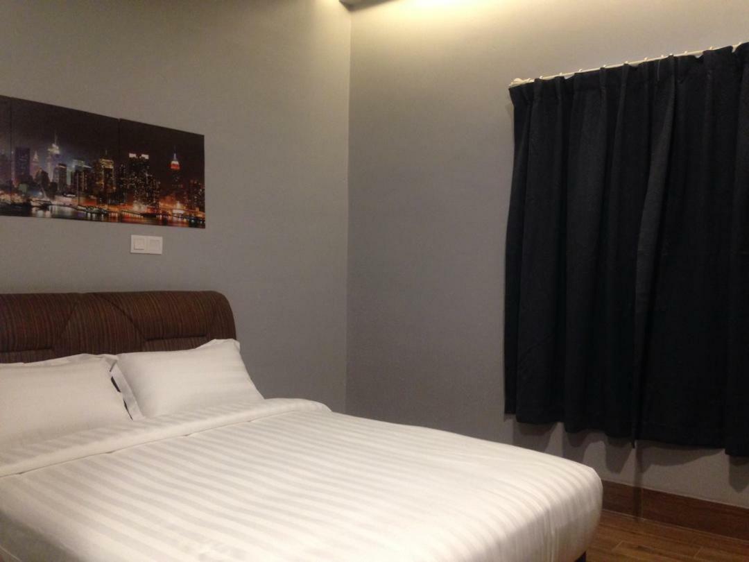Good 9 Hotel - Bukit Dahlia Johor Bahru Dış mekan fotoğraf